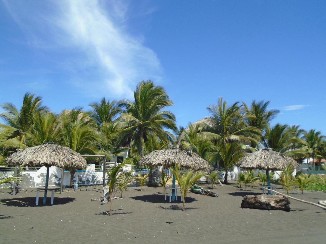 Marbella Eco Lodge Monterrico Exterior photo